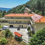 Apartment Cascatas